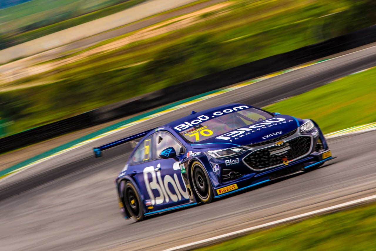 Blau Motorsport fecha a temporada com quarto lugar no campeonato de equipes